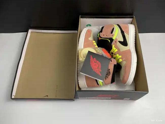 Jordan High Switch Air Peach CW6576-800 1 0520